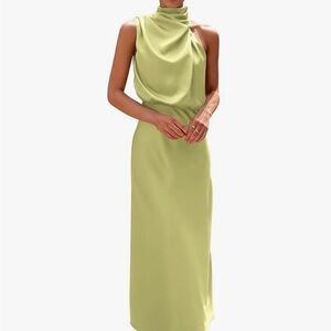 Elegant Green Sleeveless Dress